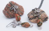     Spiral Pendant and Earrings with Laura Moradi